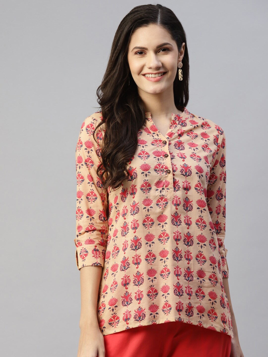 

MALHAAR Floral Printed Pure Cotton Mandarin Collar Roll-Up Sleeves Kurti, Orange