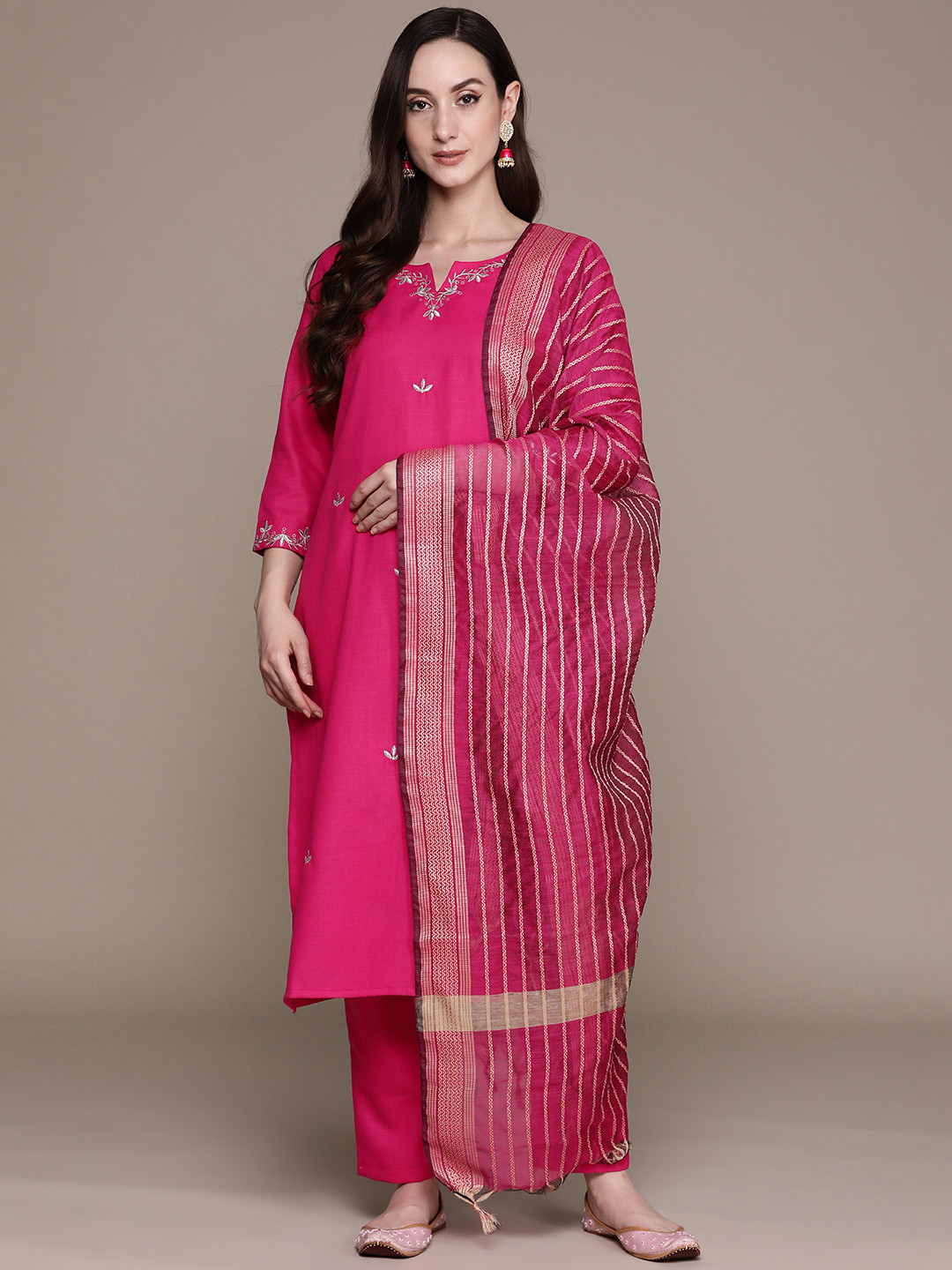 

Anubhutee Floral Embroidered Regular Thread Work Kurta with Trousers & With Dupatta, Magenta