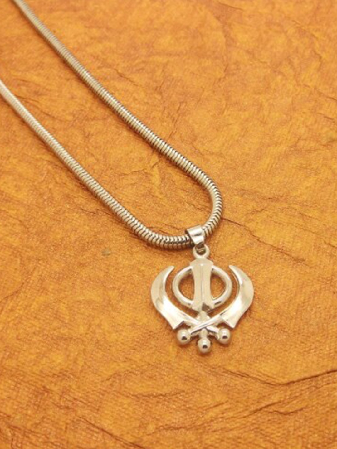 

FEMMIBELLA Men Silver-Plated Chain with Pendant