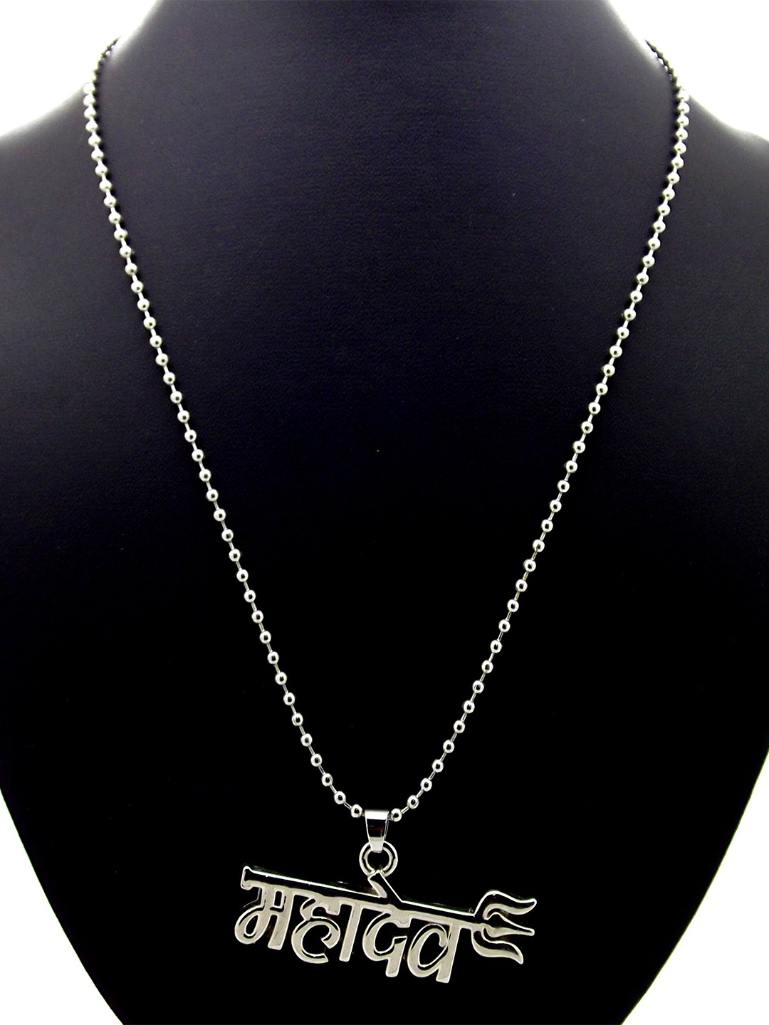 

FEMMIBELLA Men Silver-Plated Chain with Pendant