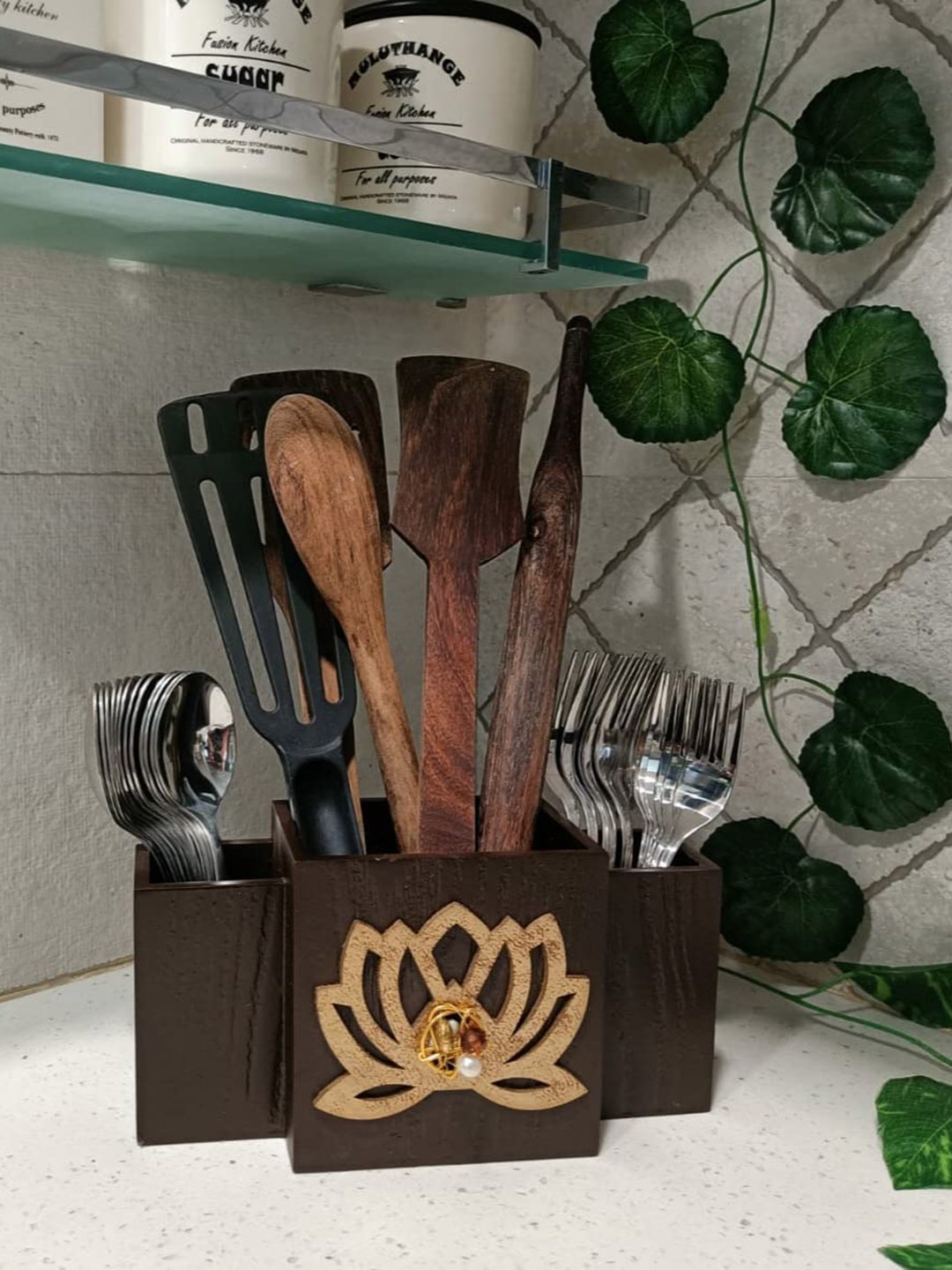 

COCKTAIL Brown Embellished & Textured 3-Sections Wooden Cutlery Holder