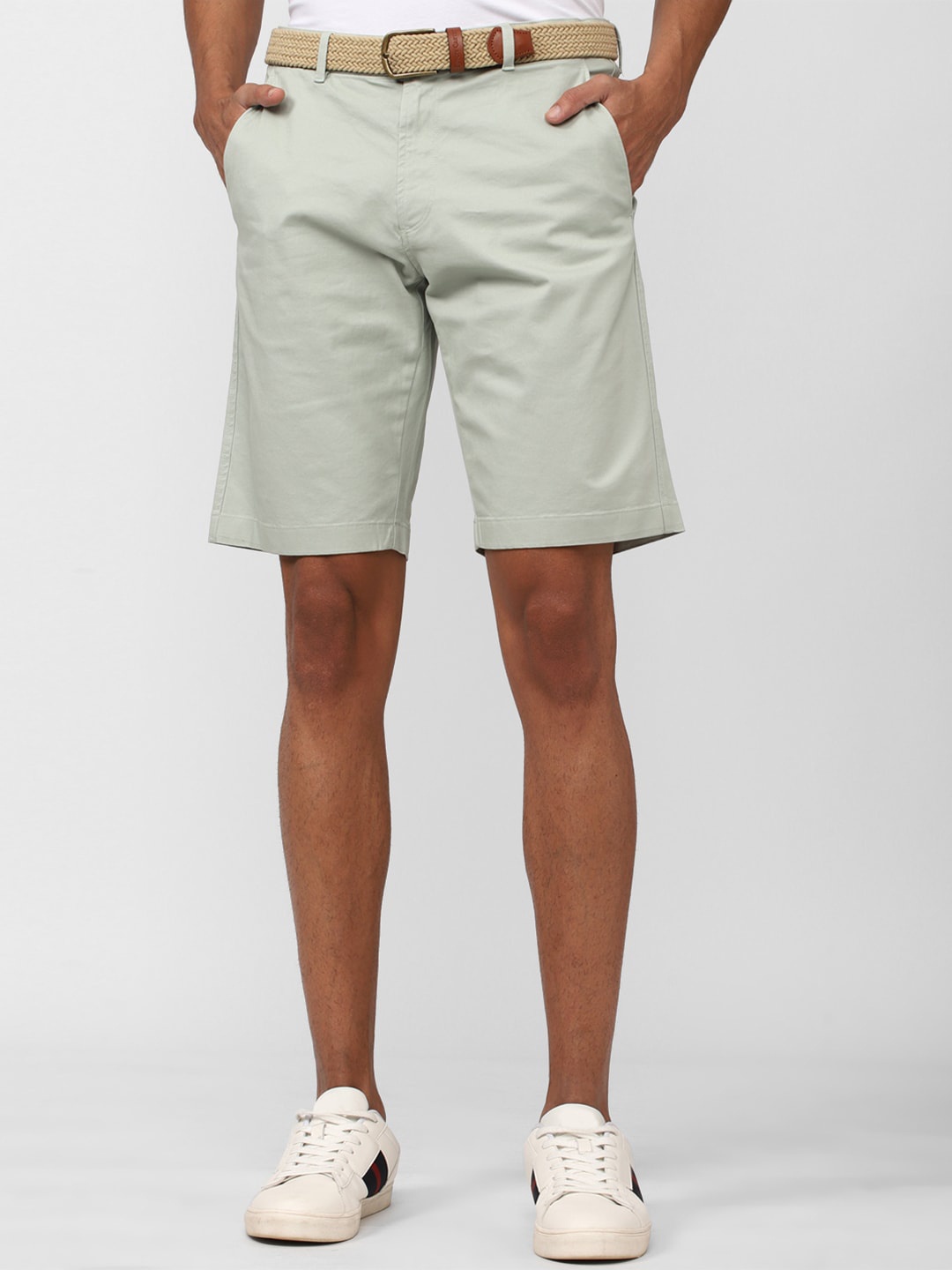 

SIMON CARTER LONDON Men Slim Fit Cotton Shorts, Green