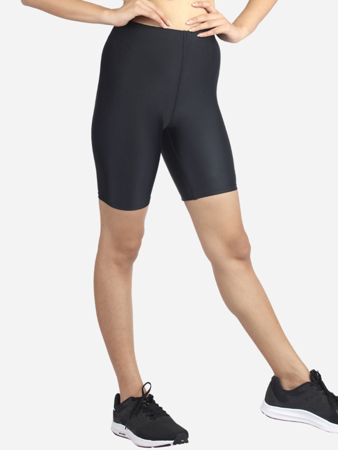 

VELOZ Women Skinny Fit Low-Rise Yoga Shorts, Black