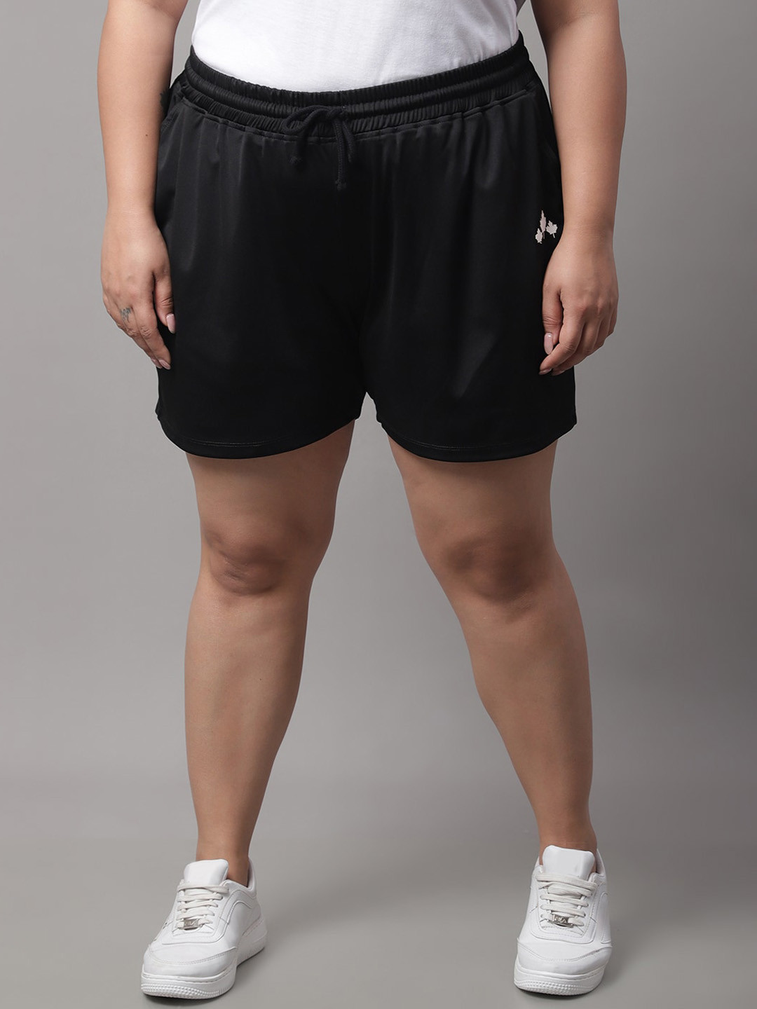 

Rute Plus Size Women Mid-Rise Cotton Regular Shorts, Black