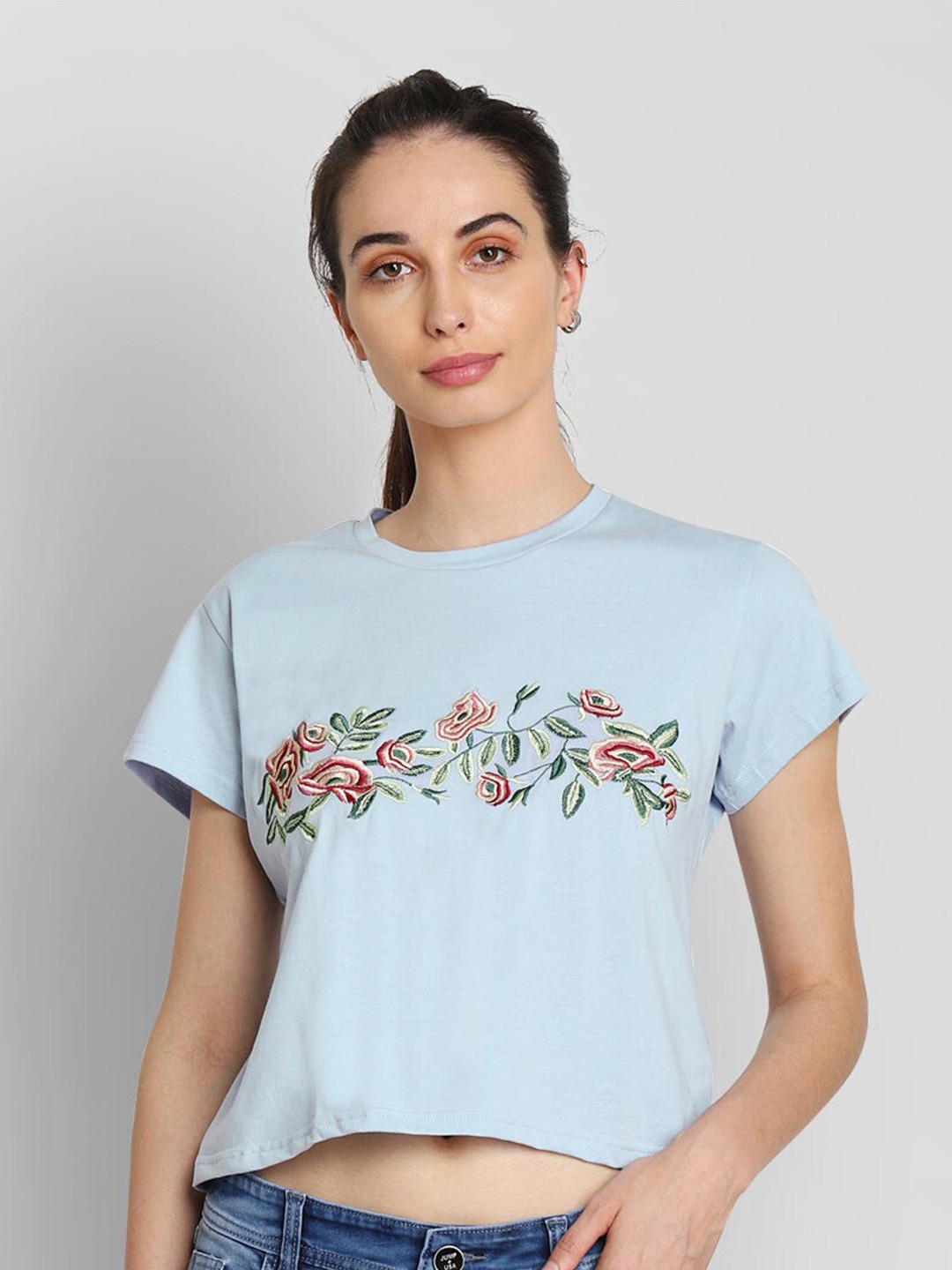 

JUMP USA Floral Embroidered T-shirt, Blue