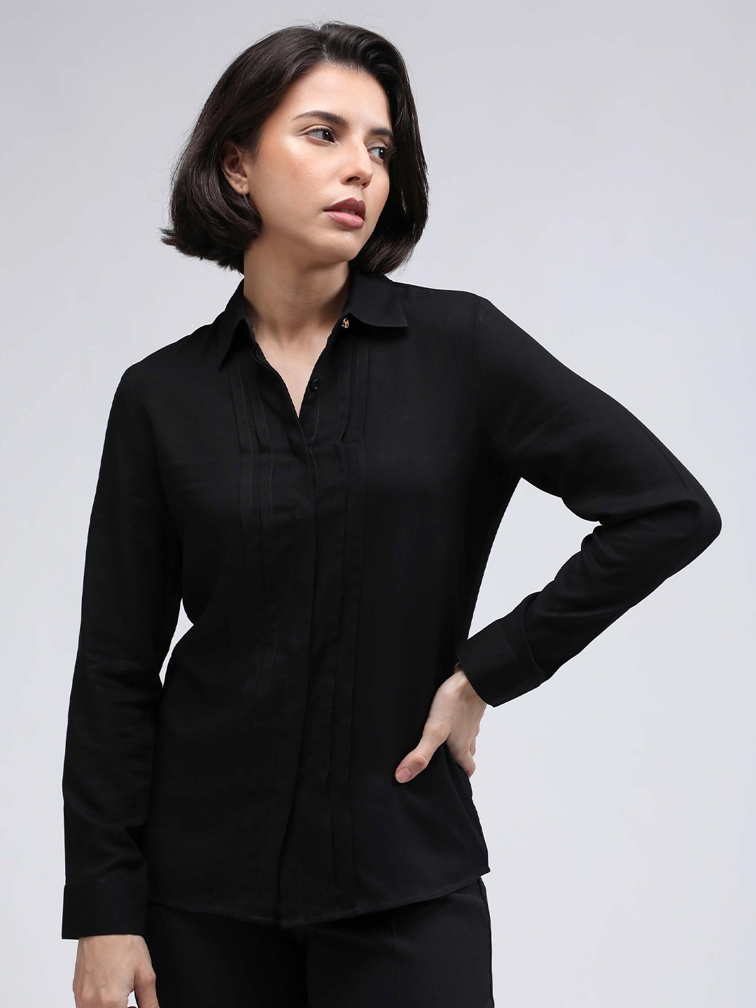 

IDK Shirt Style Top, Black
