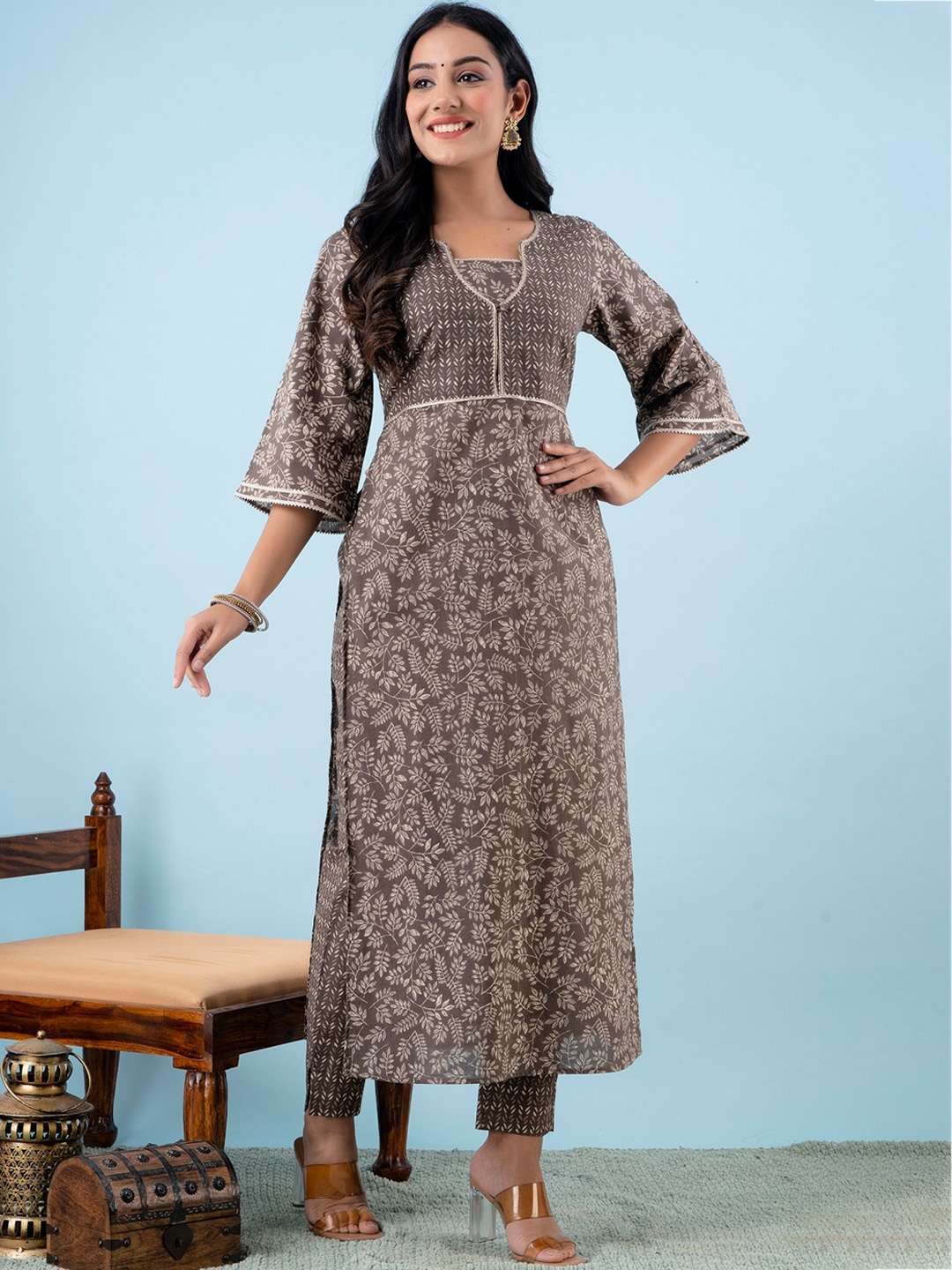 

Kohsh Floral Printed Gotta Patti Pure Cotton Straight Kurta with Trousers, Brown
