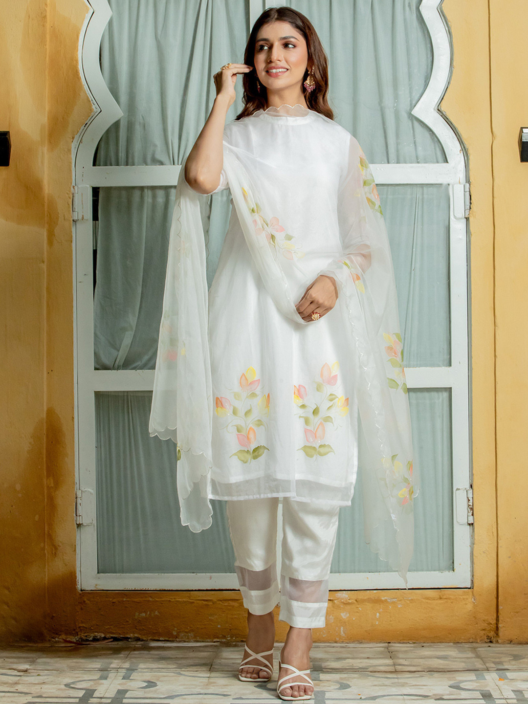 

Kohsh Floral Printed Organza Straight Kurta With Trousers & Dupatta, White