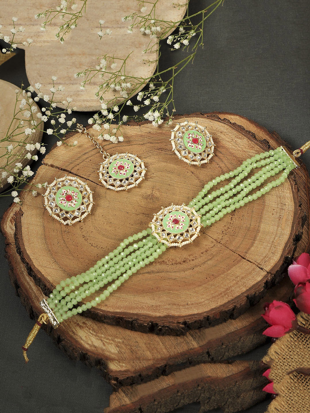 

Alamod Gold-Plated Kundan Studded & ArtificialBeaded Jewellery Set