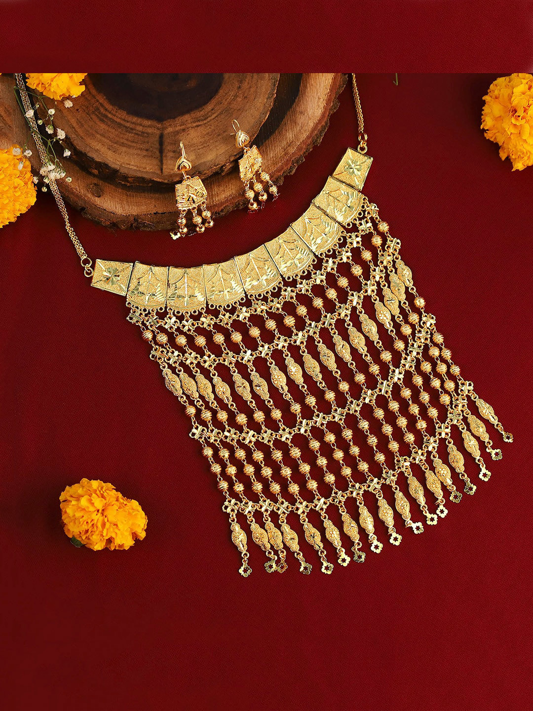 

Alamod Gold-Plated Choker Jewellery Set