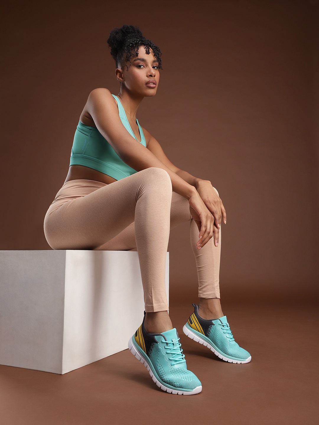 

Roadster Women Running Shoes, Turquoise blue