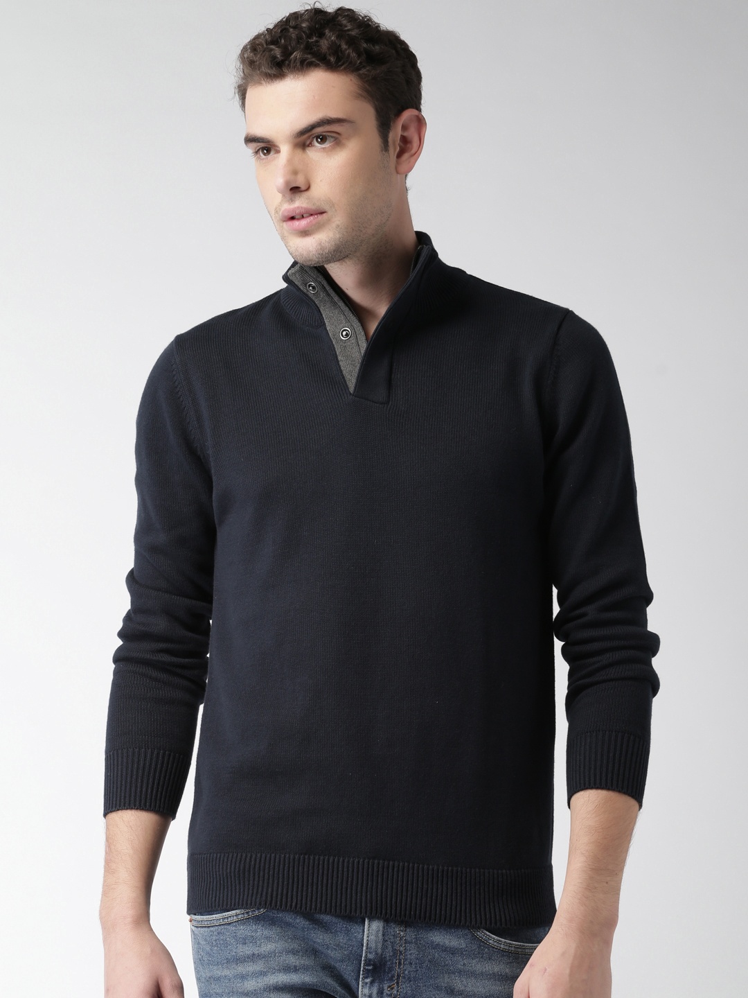 

Celio Men Navy Solid Pullover, Navy blue