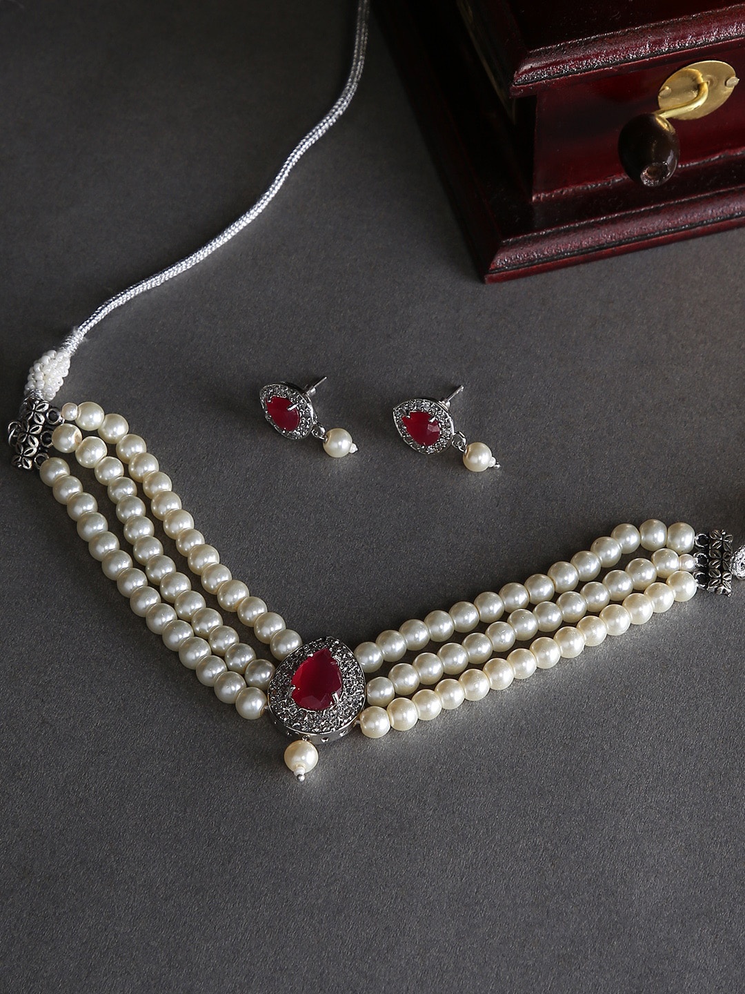 

justpeachy Silver-Plated Stone-Studded & Artificial Beaded Jewellery Set