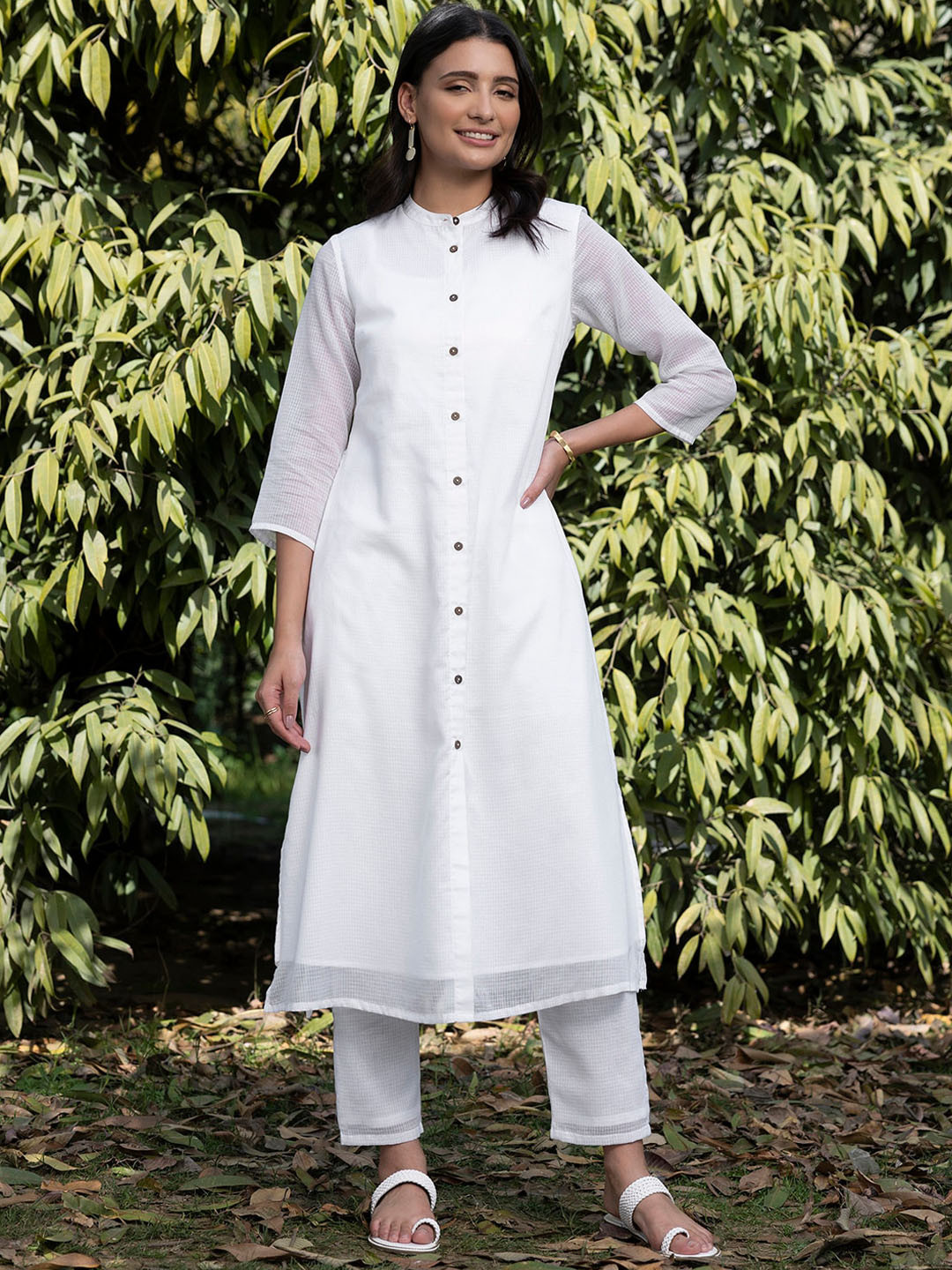 

Pink Fort Woven Design Band Collar Pure Cotton Straight Kurta With Pyjamas, White