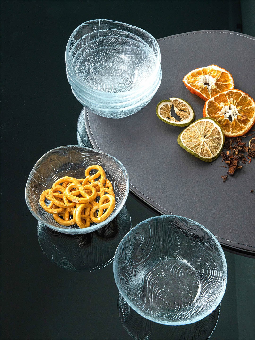 

Pasabahce Transparent 6-Pieces Textured Glass Glossy PB Linden Bowls 200 ml Each