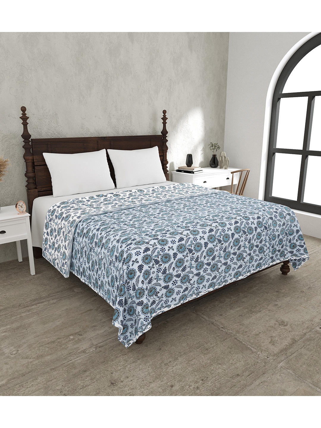 

JAIPUR FABRIC White & Blue Printed Mild Winter 120 GSM Pure Cotton Double Bed Dohar