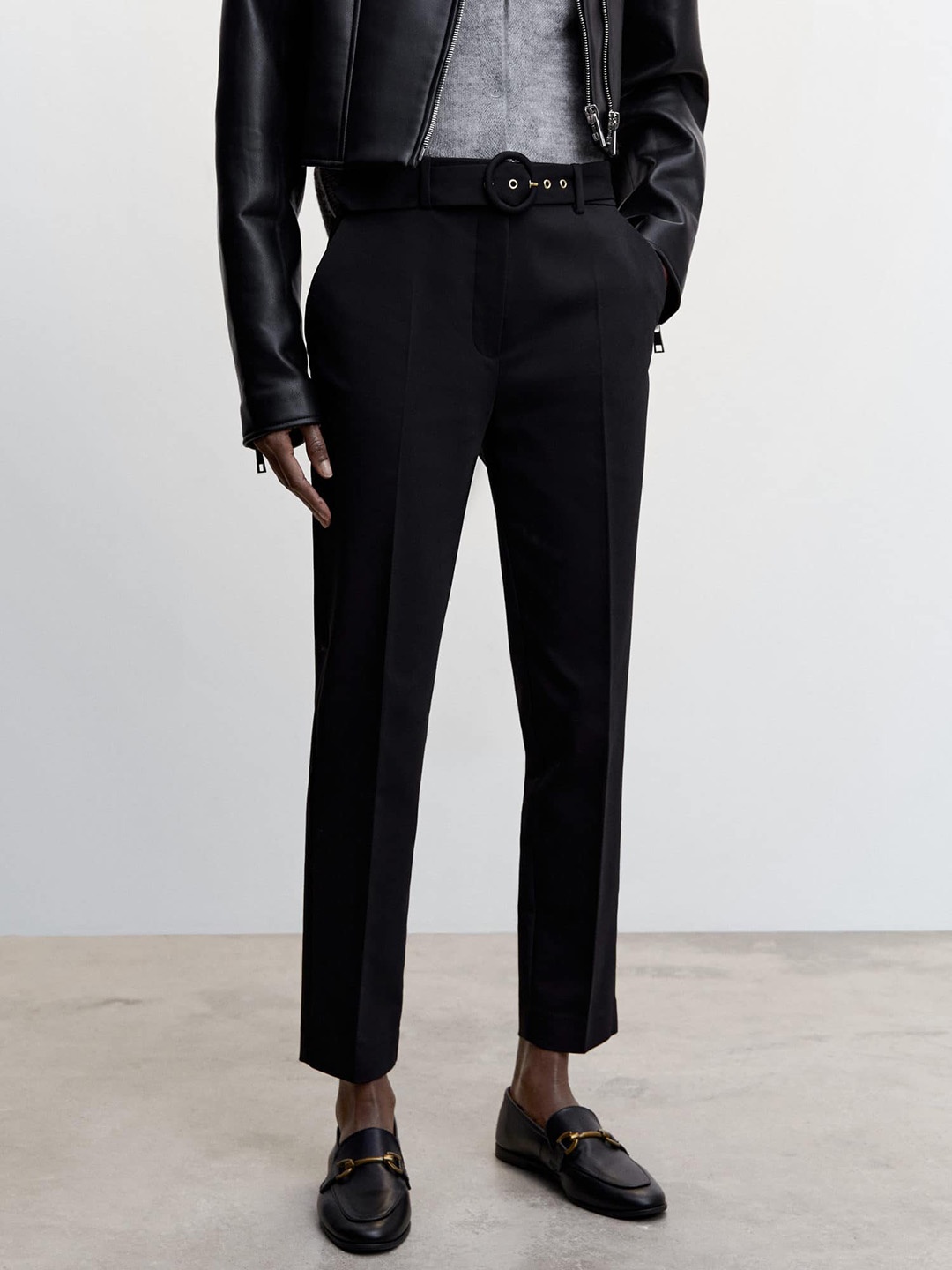 

MANGO Women Sustainable Straight Fit High-Rise Formal Trousers, Black