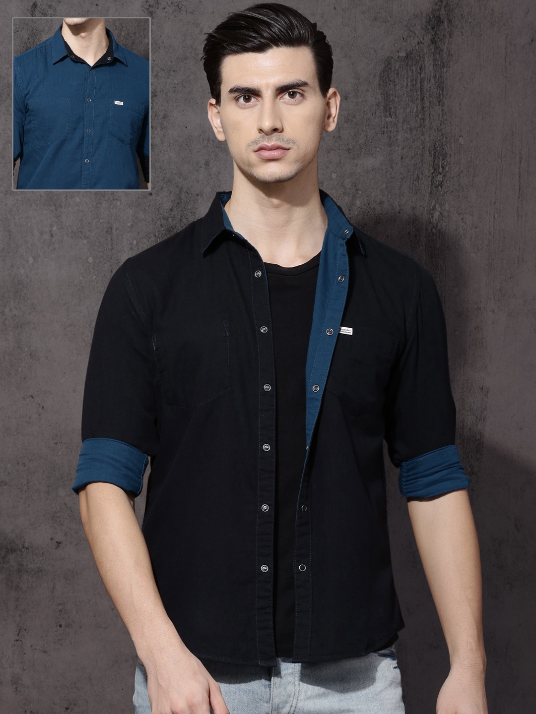 

Roadster Men Black & Blue Regular Fit Solid Reversible Casual Shirt