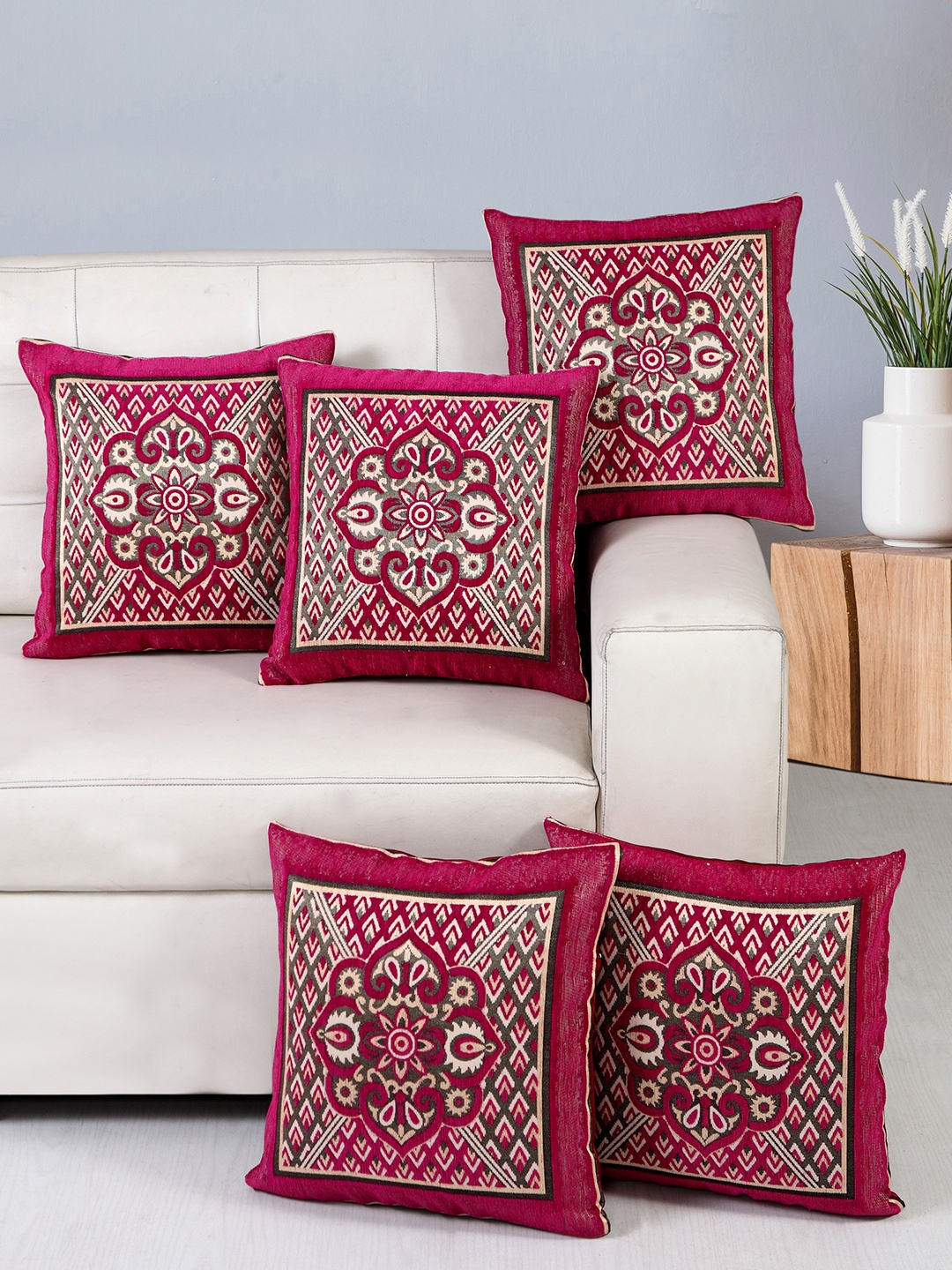 

Nendle Pink & Beige 5 Pcs Floral Square Cushion Covers