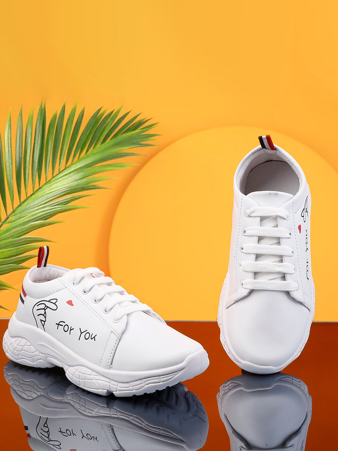 

KRAASA Women Printed Sneakers, White