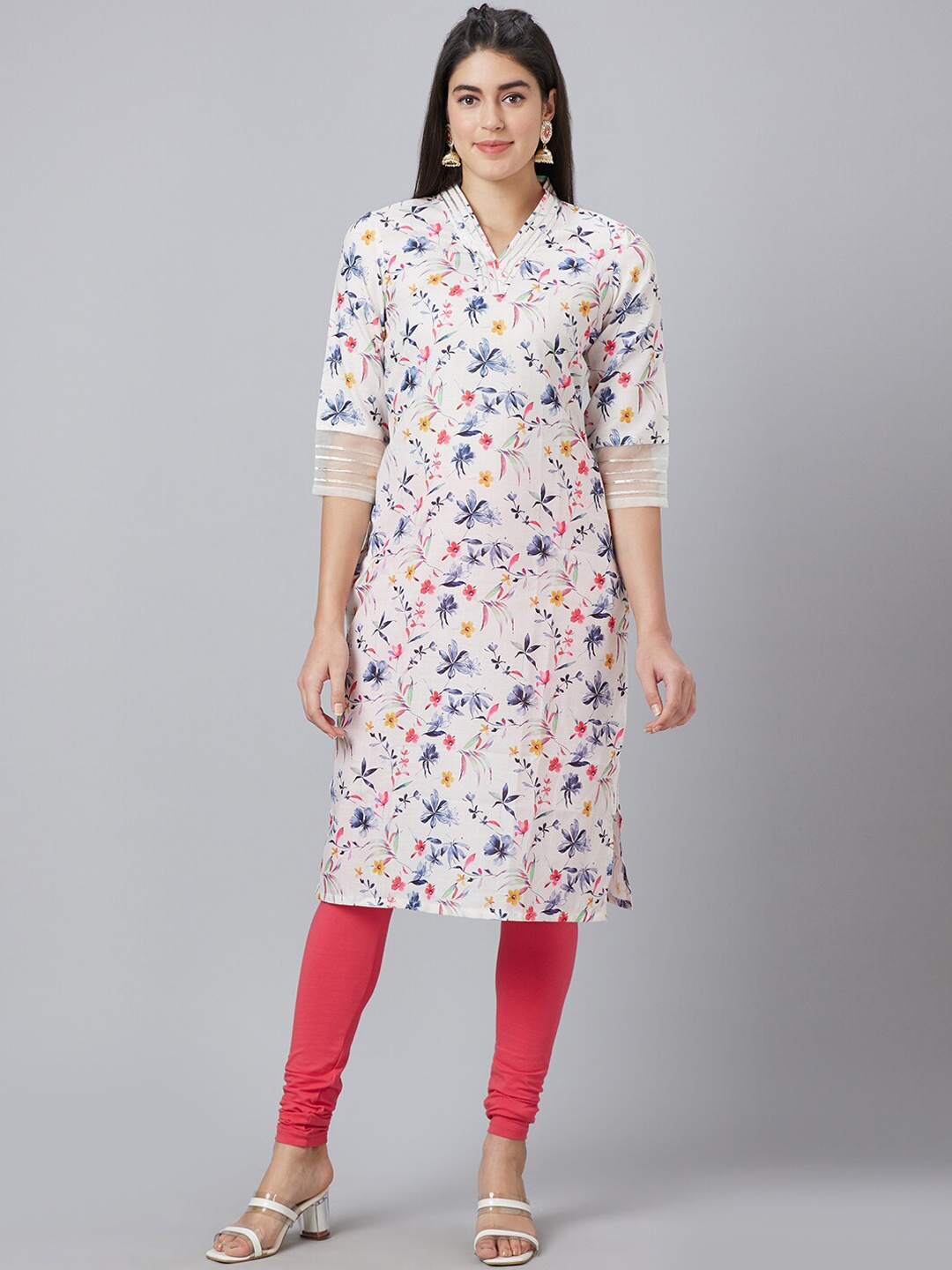 

Globus V-Neck Floral Printed Straight Kurta, White