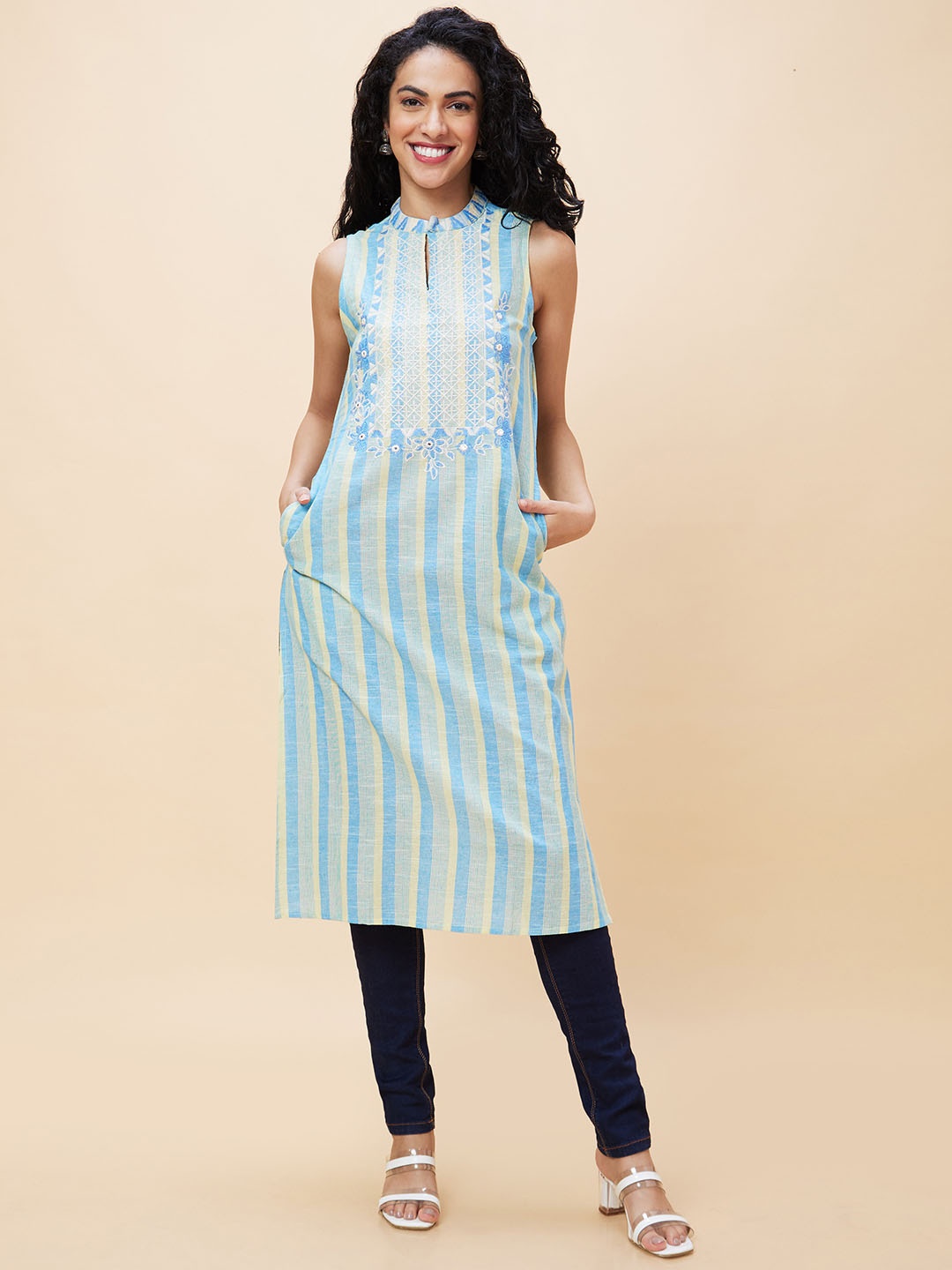 

Globus Band Collar Striped Thread Work Straight Cotton Kurta, Turquoise blue