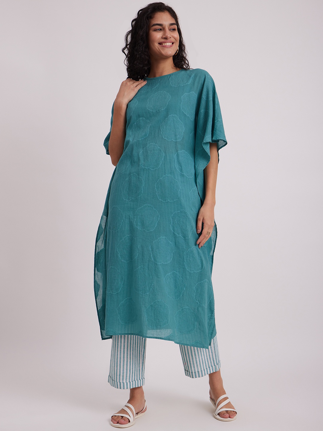 

Pink Fort Woven Design Flared Sleeves Pure Cotton Kaftan Kurta, Teal