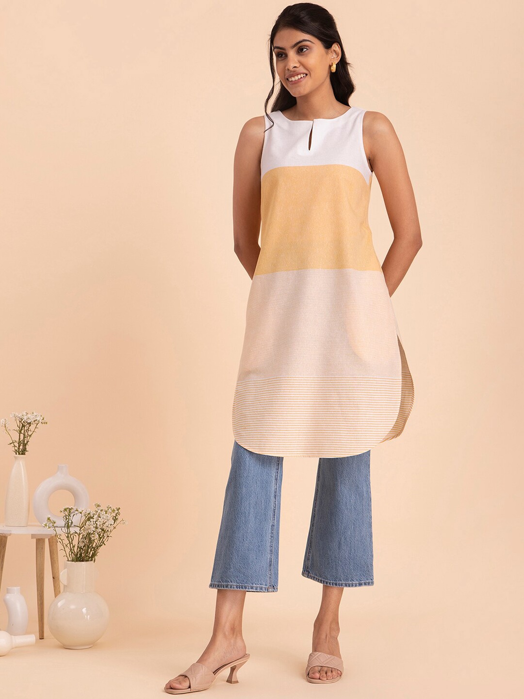 

Pink Fort Striped Keyhole Neck Pure Cotton Kurta, Yellow