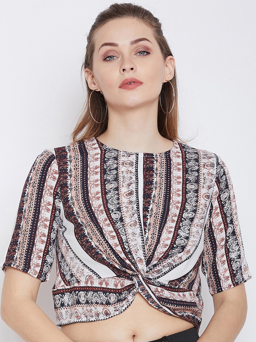 

Zastraa White Ethnic Motifs Printed Crepe Crop Top