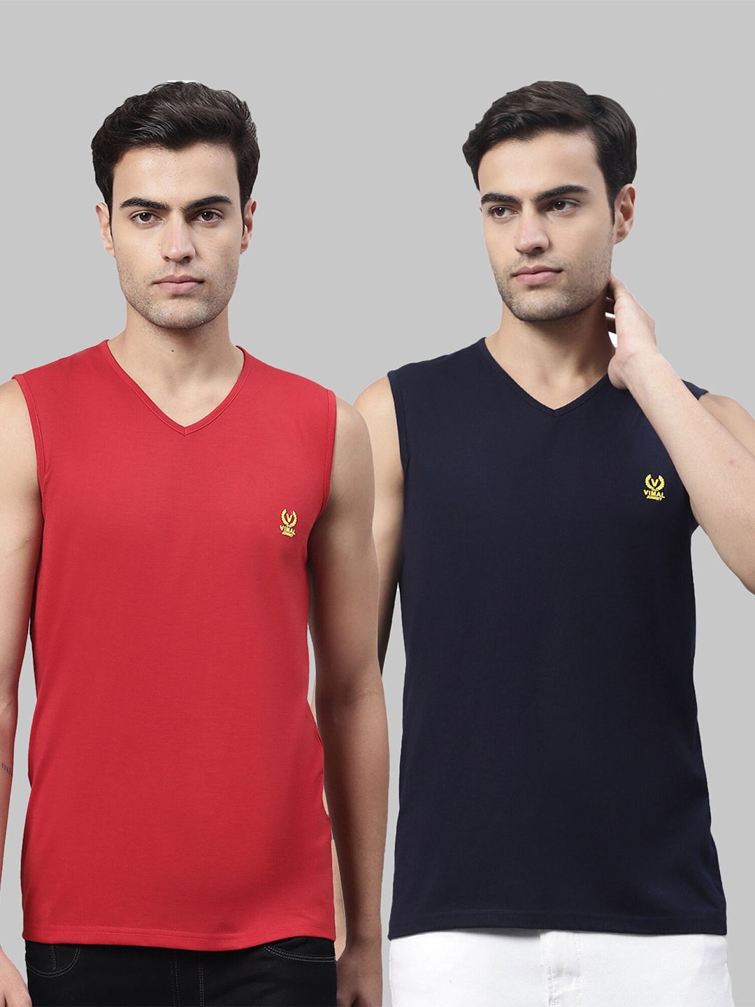 

VIMAL JONNEY Pack Of 2 V-Neck Sleeveless Cotton T-shirt, Red