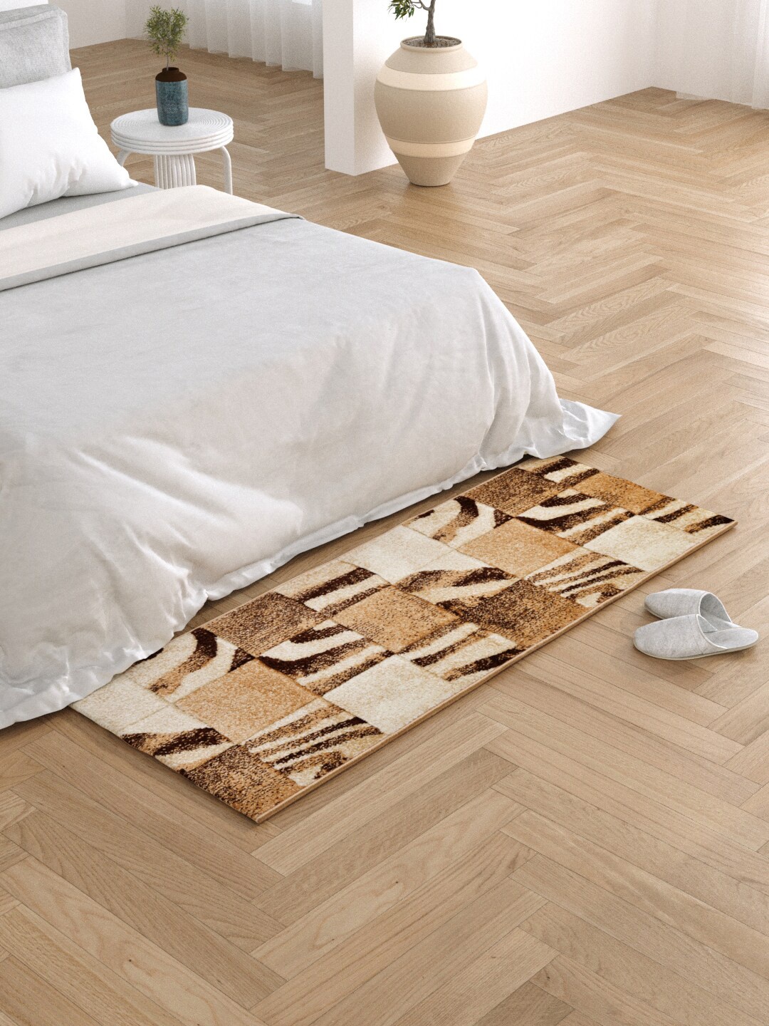 

Clasiko Beige & Brown Checked Anti-Skid Bedside Runner
