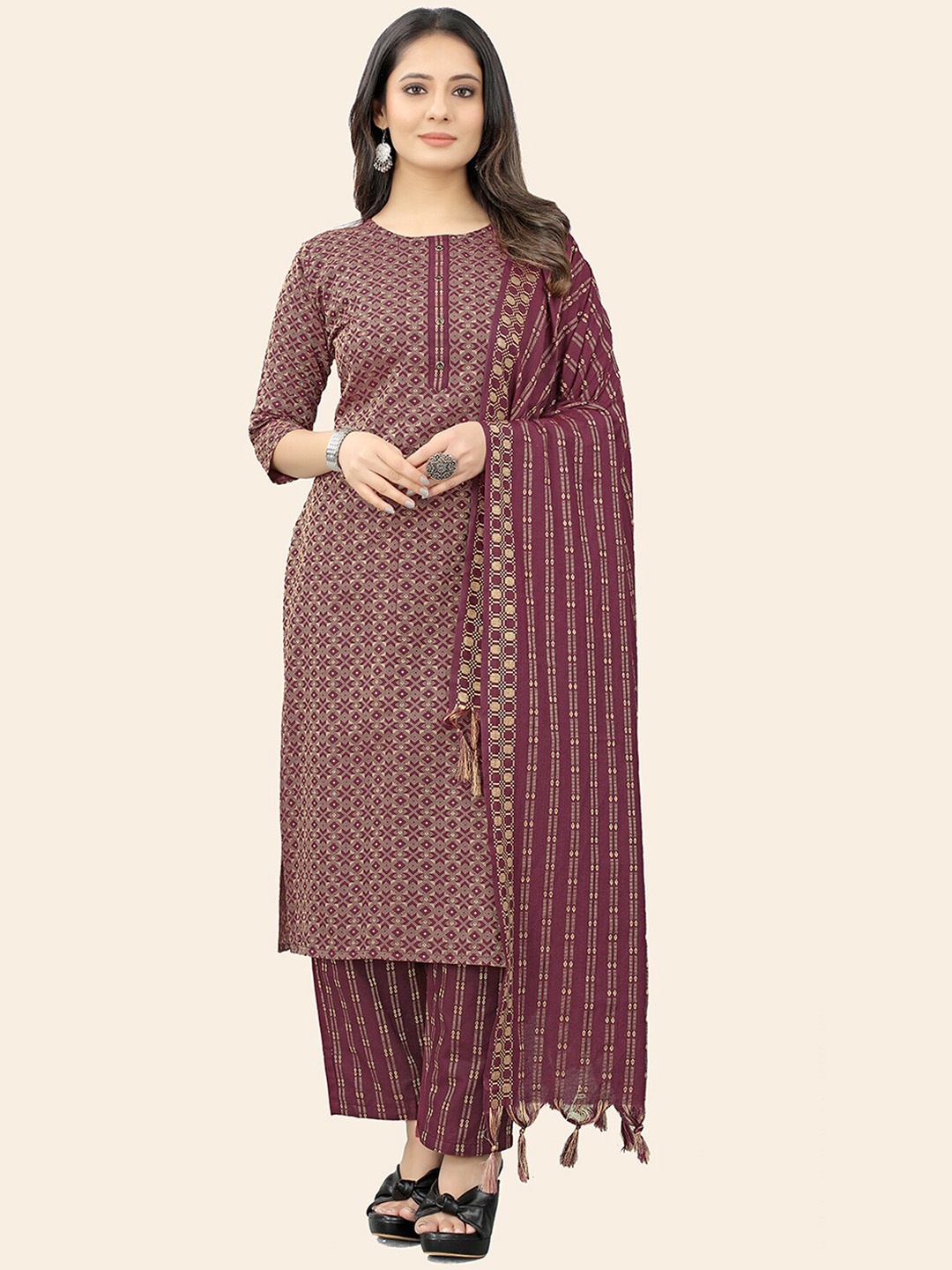 

KALINI Ethnic Motif Printed Straight Kurta With Trousers & Dupatta, Maroon