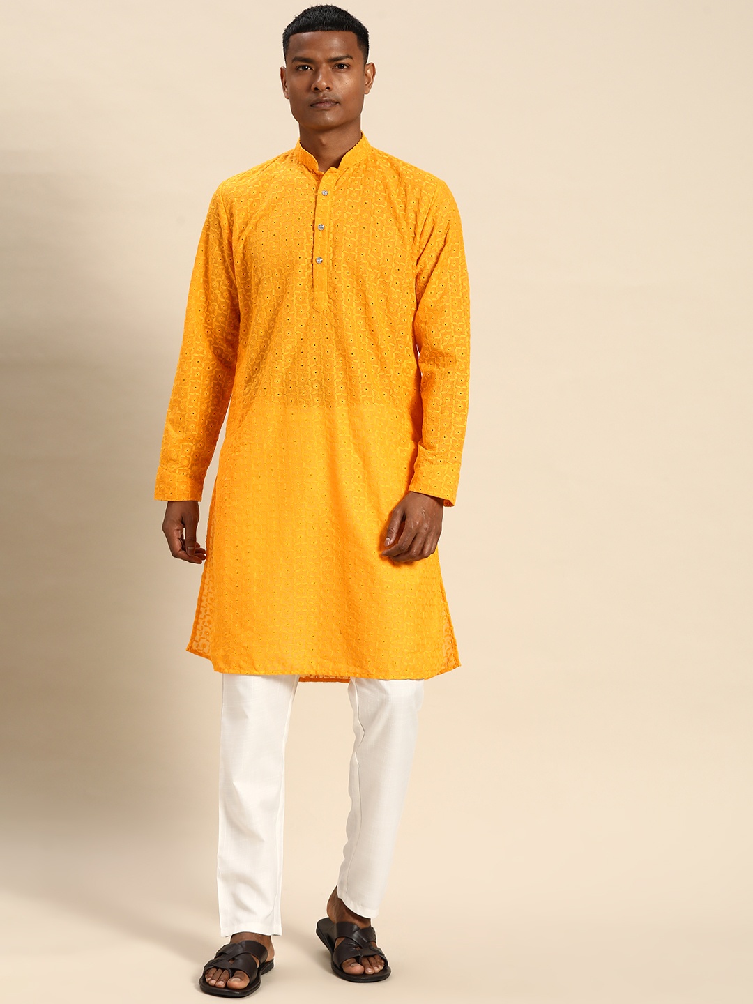 

Molly & Michel Floral Embroidered Regular Pure Cotton Kurta With Pyjamas, Yellow