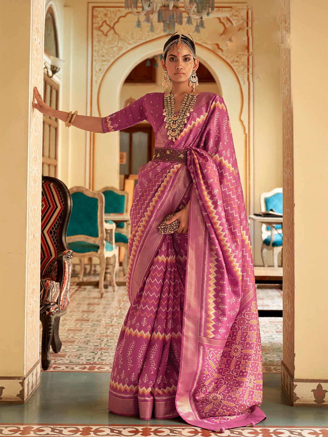 

Mitera Ethnic Motifs Printed Zari Pure Silk Saree, Mauve