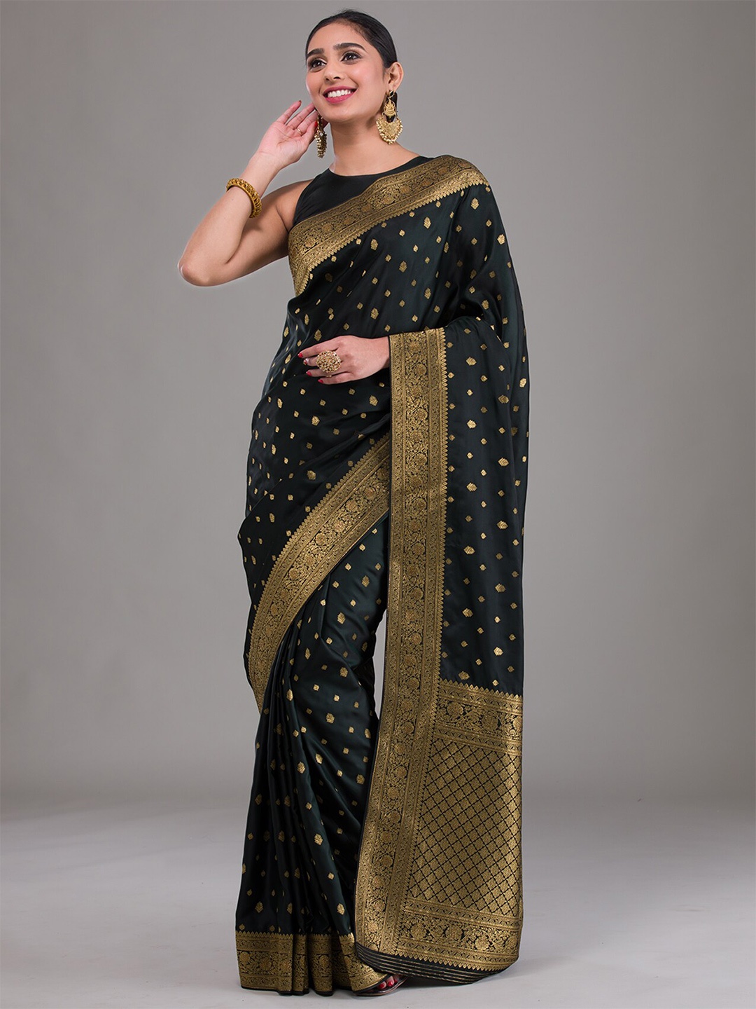 

Koskii Ethnic Motifs Woven Design Zari Saree, Black