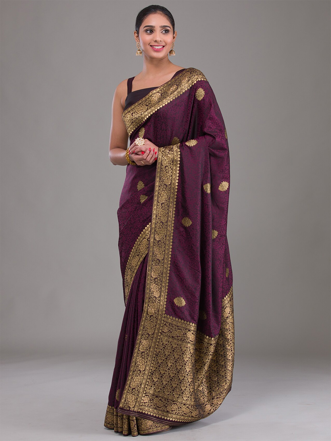 

Koskii Floral Woven Design Zari Brocade Saree, Burgundy