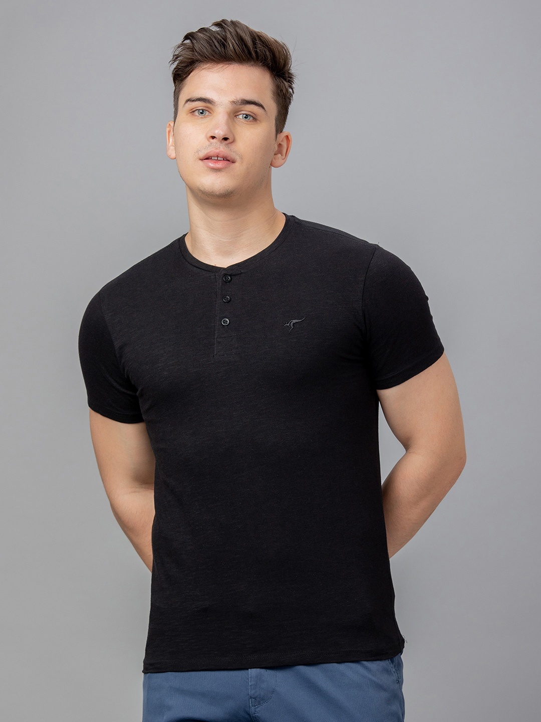 

Globus Henley Neck Cotton T-shirt, Black
