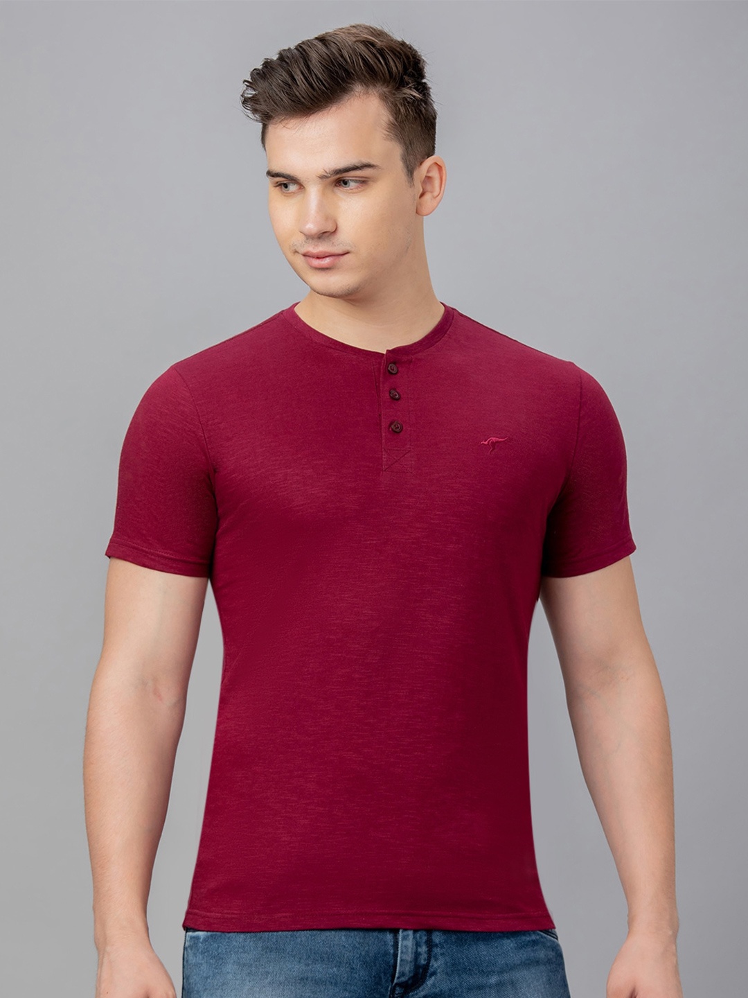 

Globus Henley Neck Cotton T-shirt, Red