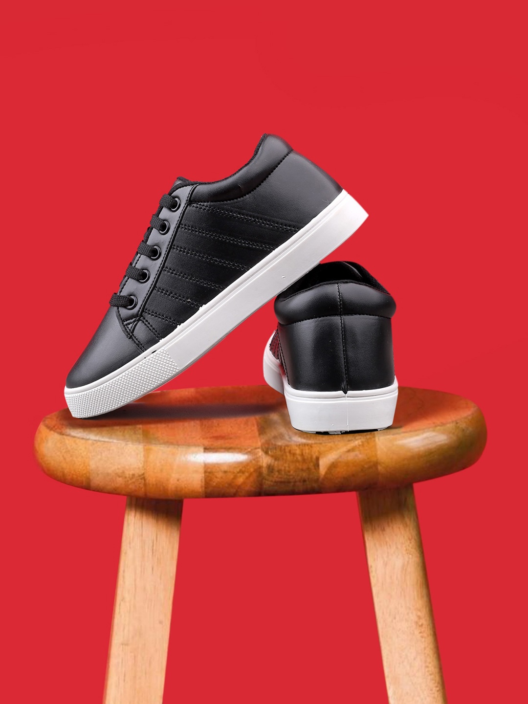 

KRAASA Women Contrast Sole Sneakers, Black