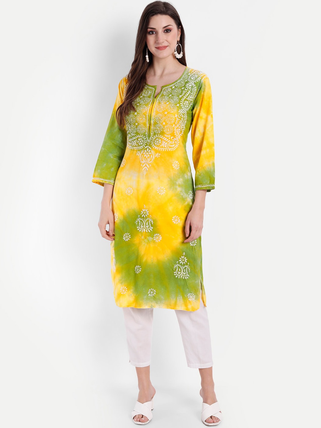 

Indiankala4u Ethnic Motifs Embroidered Chikankari Pure Cotton Kurta, Green