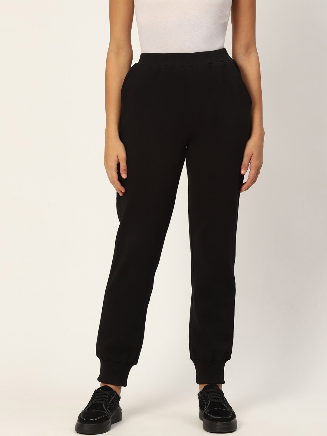 

DressBerry Women Mid-Rise Pure Cotton Joggers, Black