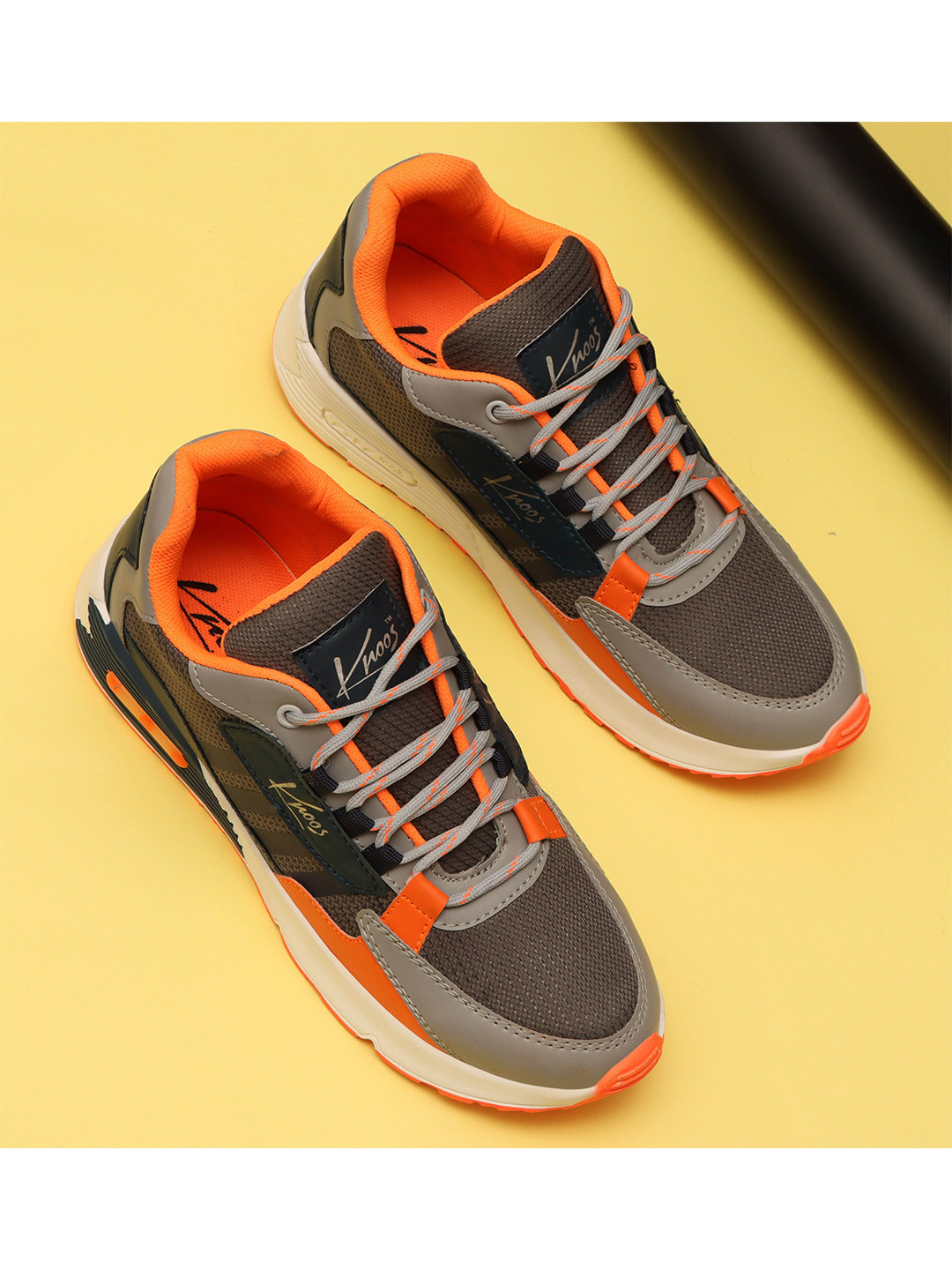 

knoos Men Mesh Non-Marking Running Shoes, Grey