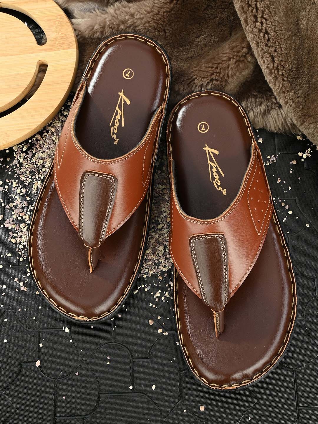 

knoos Men Slip-On Comfort Sandals, Tan