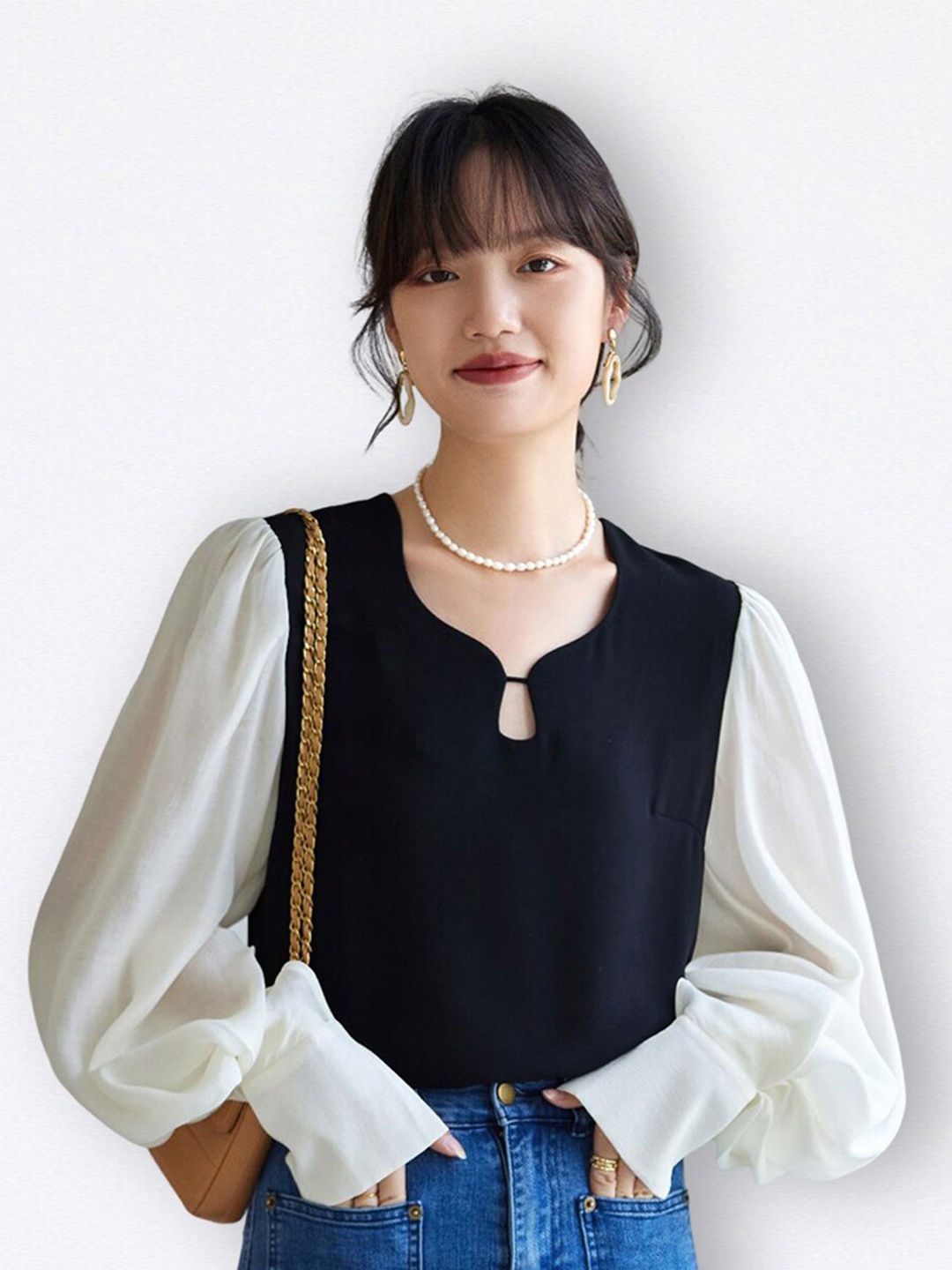 

JC Collection Colourblocked Keyhole Neck Puff Sleeves Top, Black