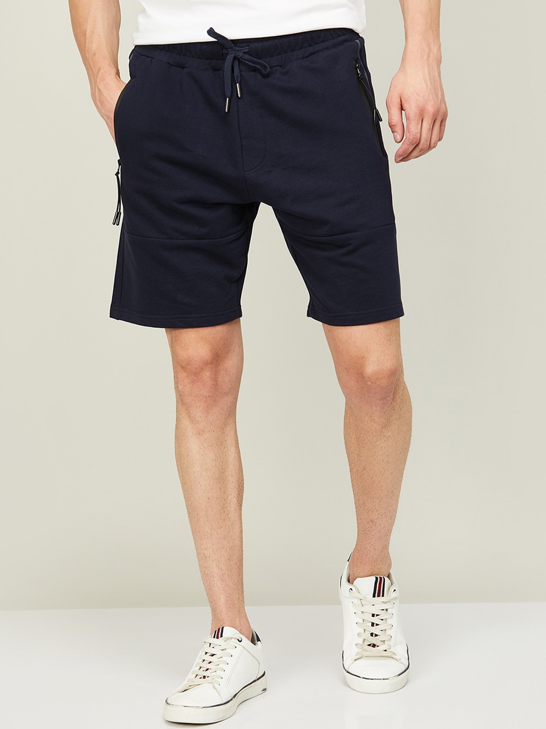 

Bossini Men Cotton Mid-Rise Shorts, Navy blue