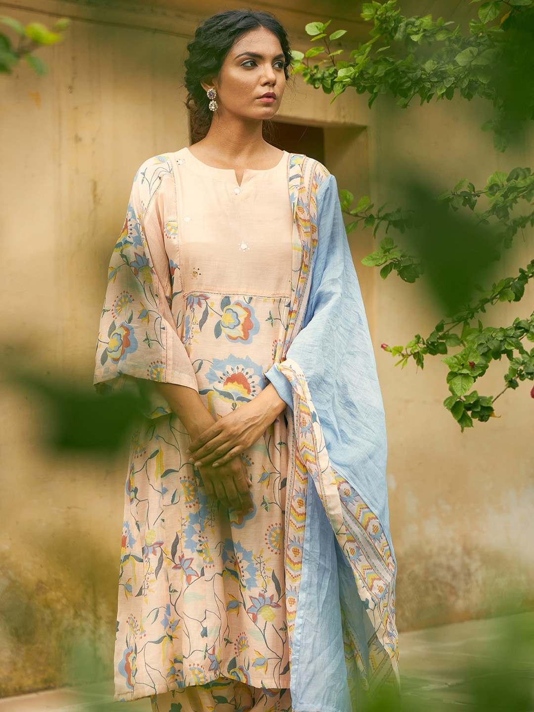 

Baise Gaba Floral Printed Panelled A-Line Chanderi Silk Kurta with Pyjamas & Dupatta, Peach