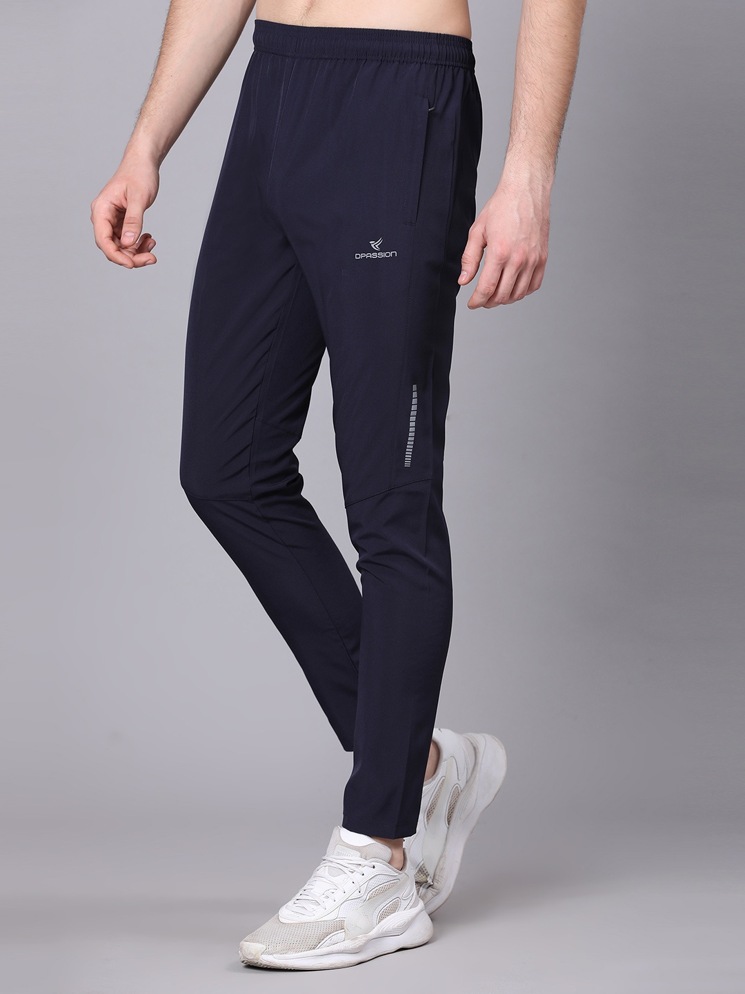 

Dpassion Men Brand Logo Detail Regular-Fit Sports Track Pants, Navy blue