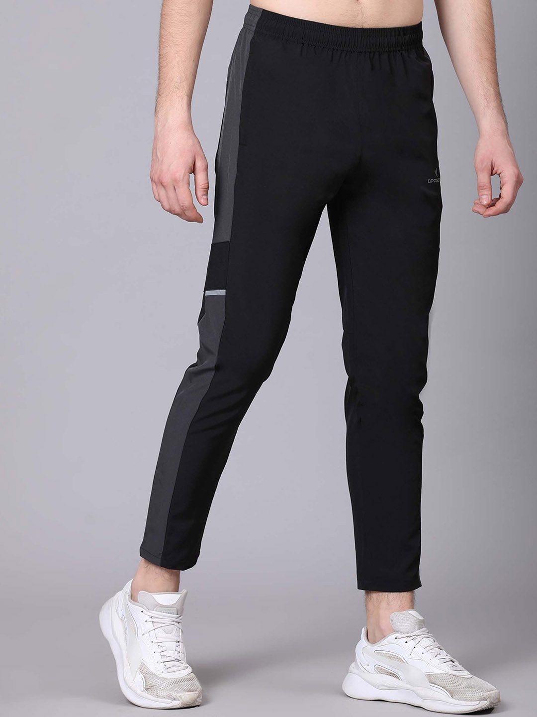 

Dpassion Men Side Panel Detail Regular-Fit Sports Track Pants, Black