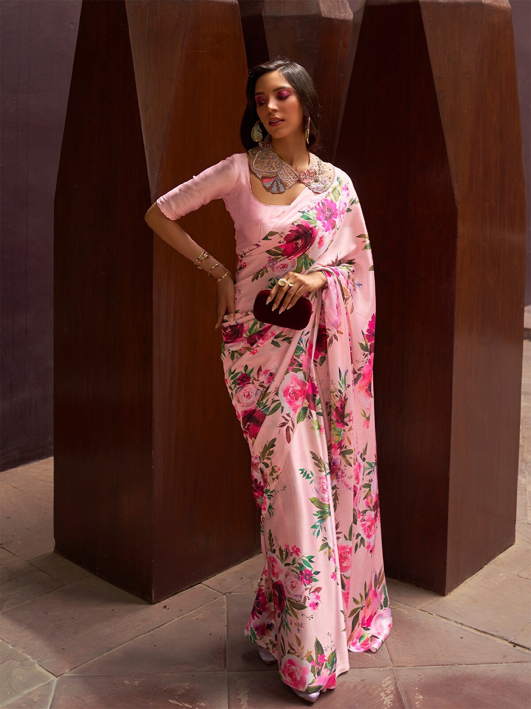 

ODETTE Floral Printed Satin Saree, Pink