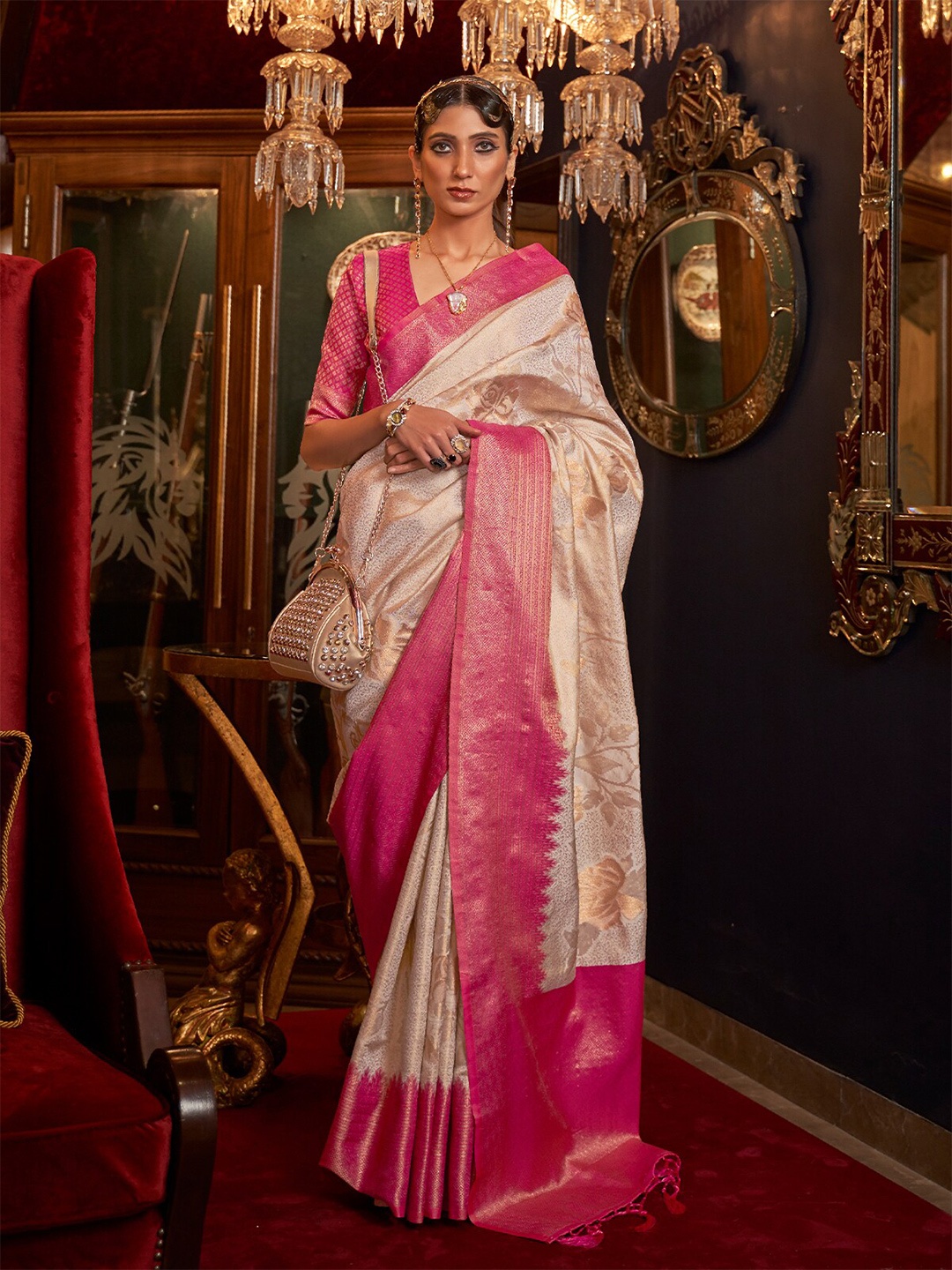 

ODETTE Floral Woven Design Saree, White